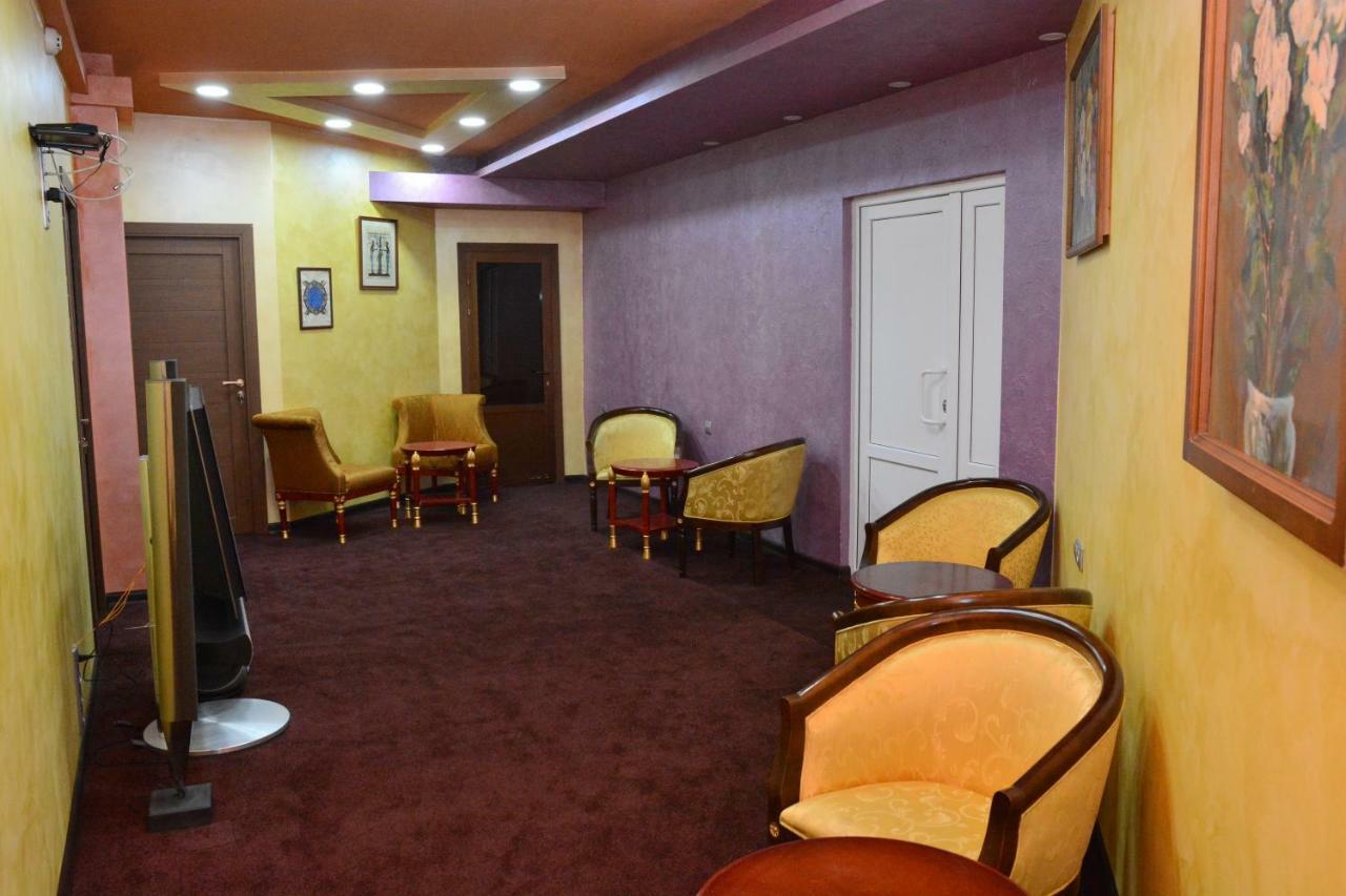 Hotel N1 Erevan Exterior foto